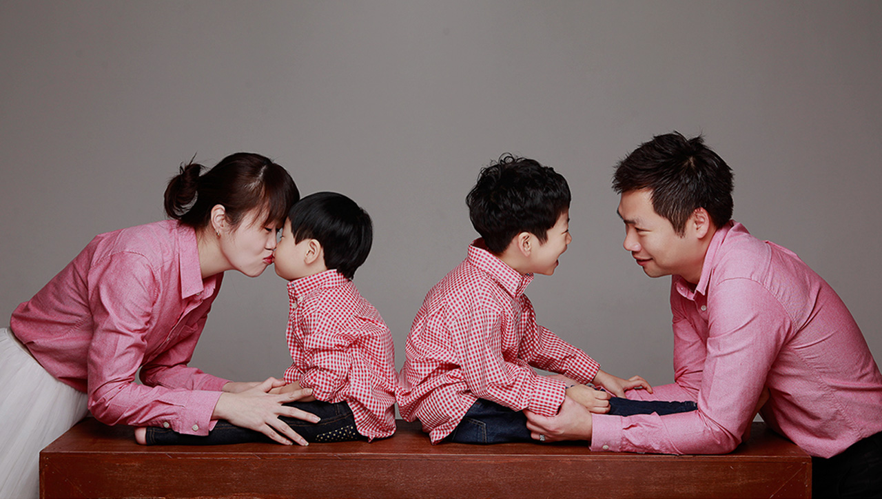 Korean Family Studio Photography Kids Parents
